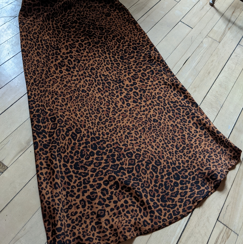 Leopard skirt